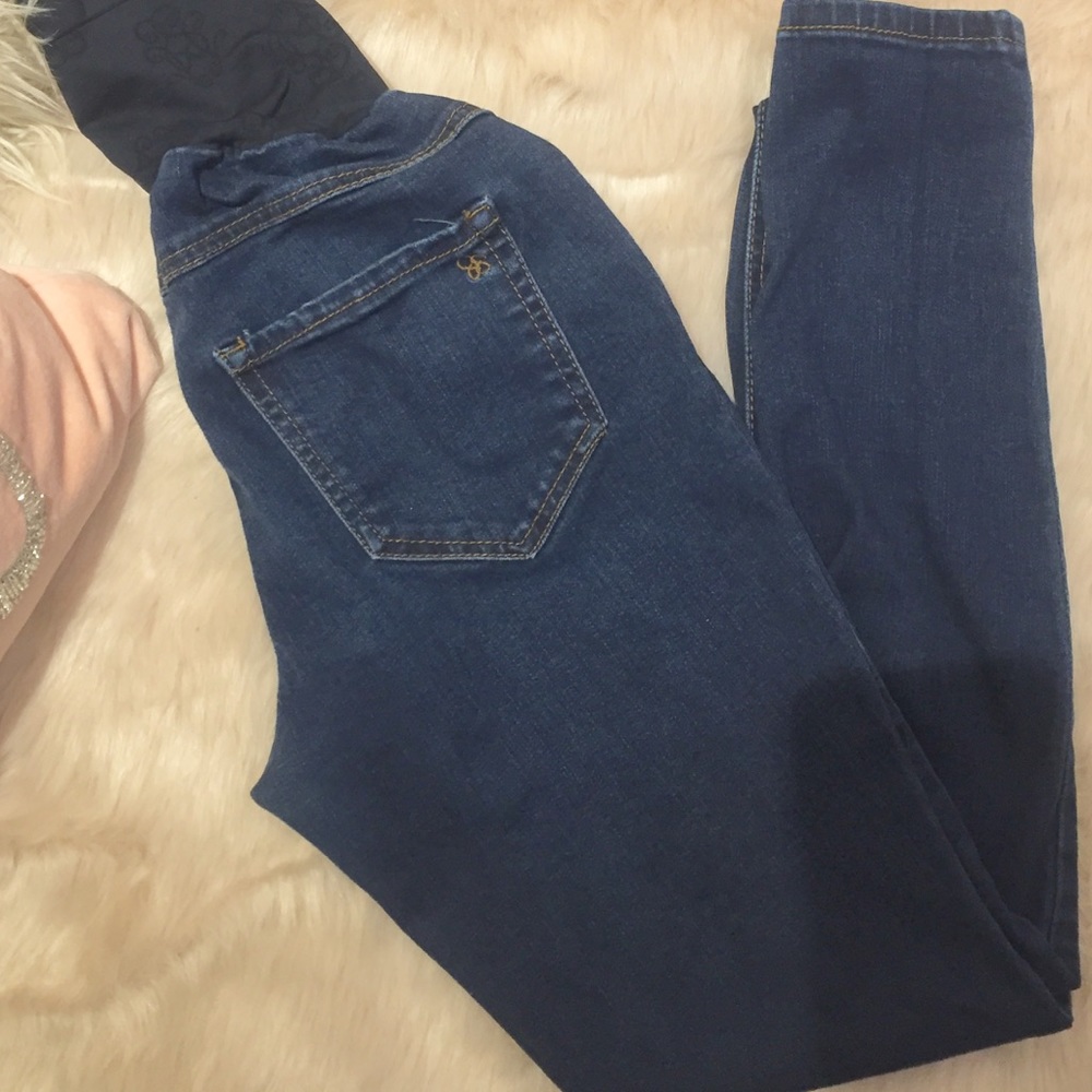Maternity jeans🤰👖